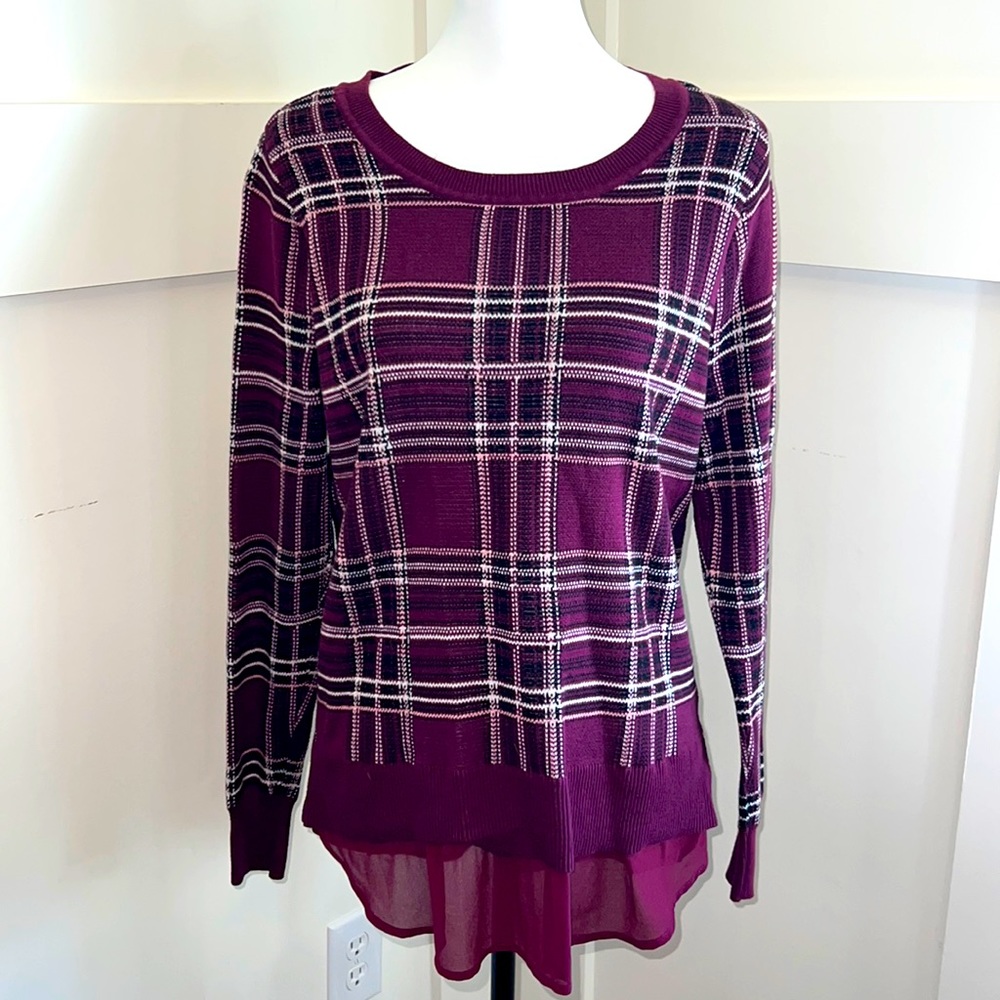 Torrid Women’s M/L sweater